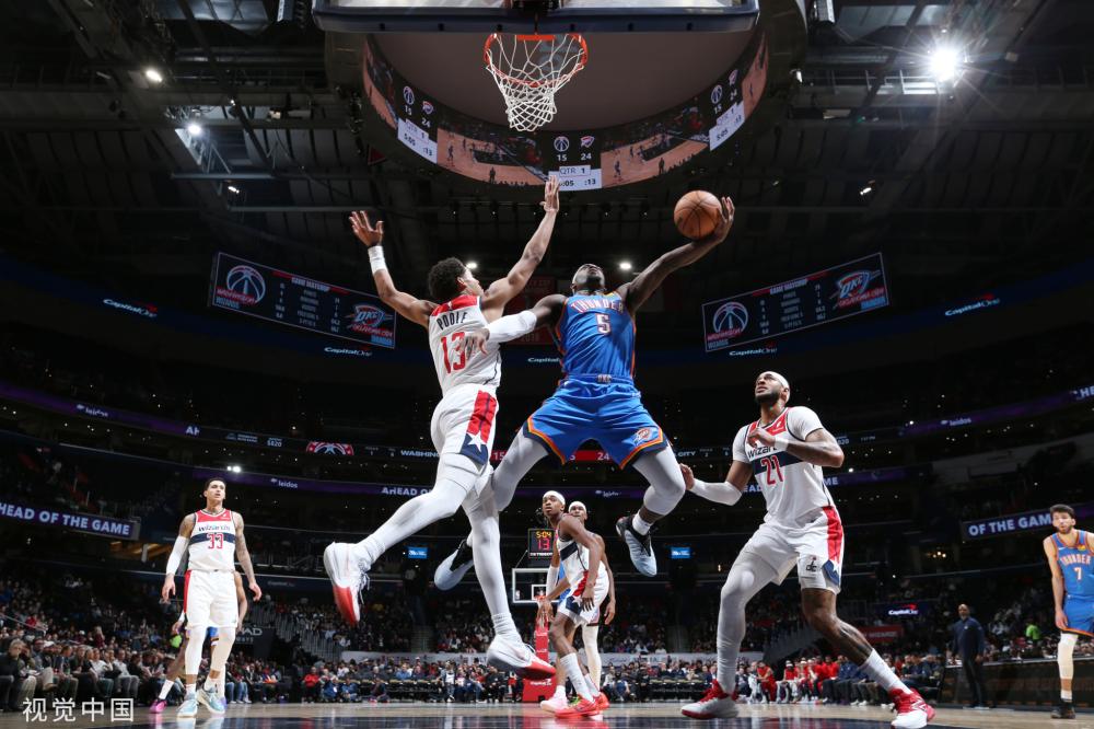 布朗展示了 布朗展示了