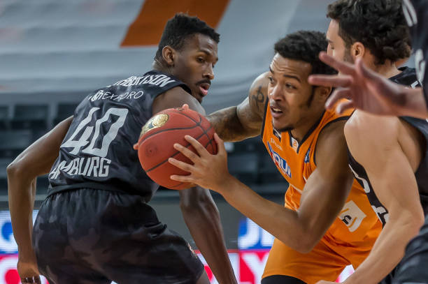 过努力训练 过努力训练