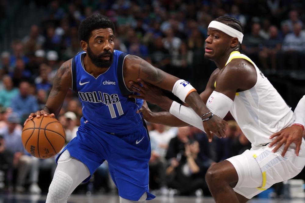 拉维亚的膝 拉维亚的膝