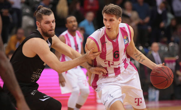 管理层与主 管理层与主